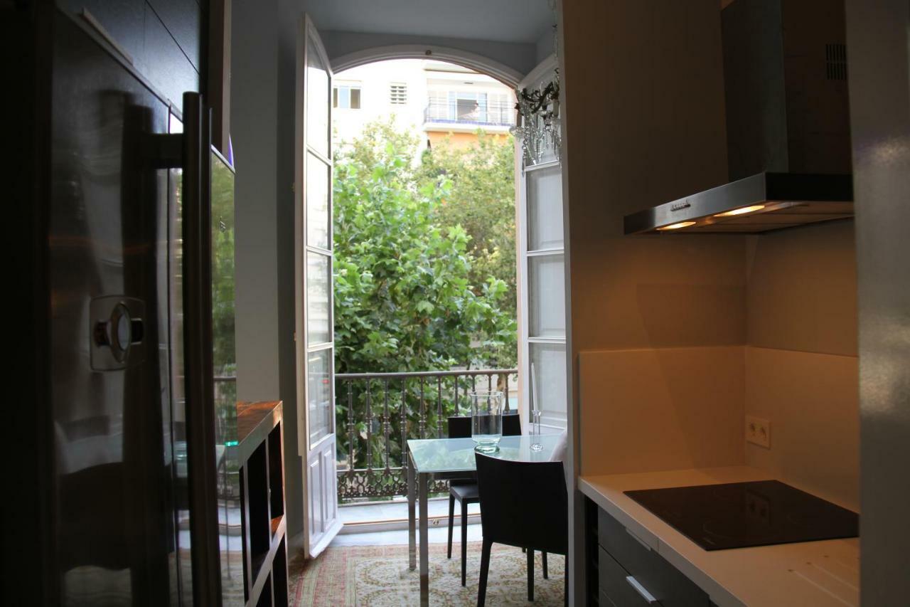 Luxurious 2 Bedroom Flat In A Historic Building Sevilla Exteriör bild