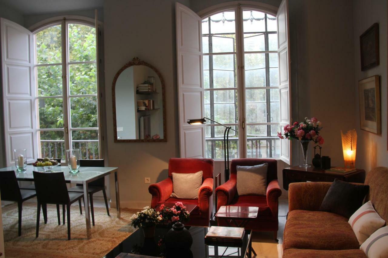 Luxurious 2 Bedroom Flat In A Historic Building Sevilla Exteriör bild