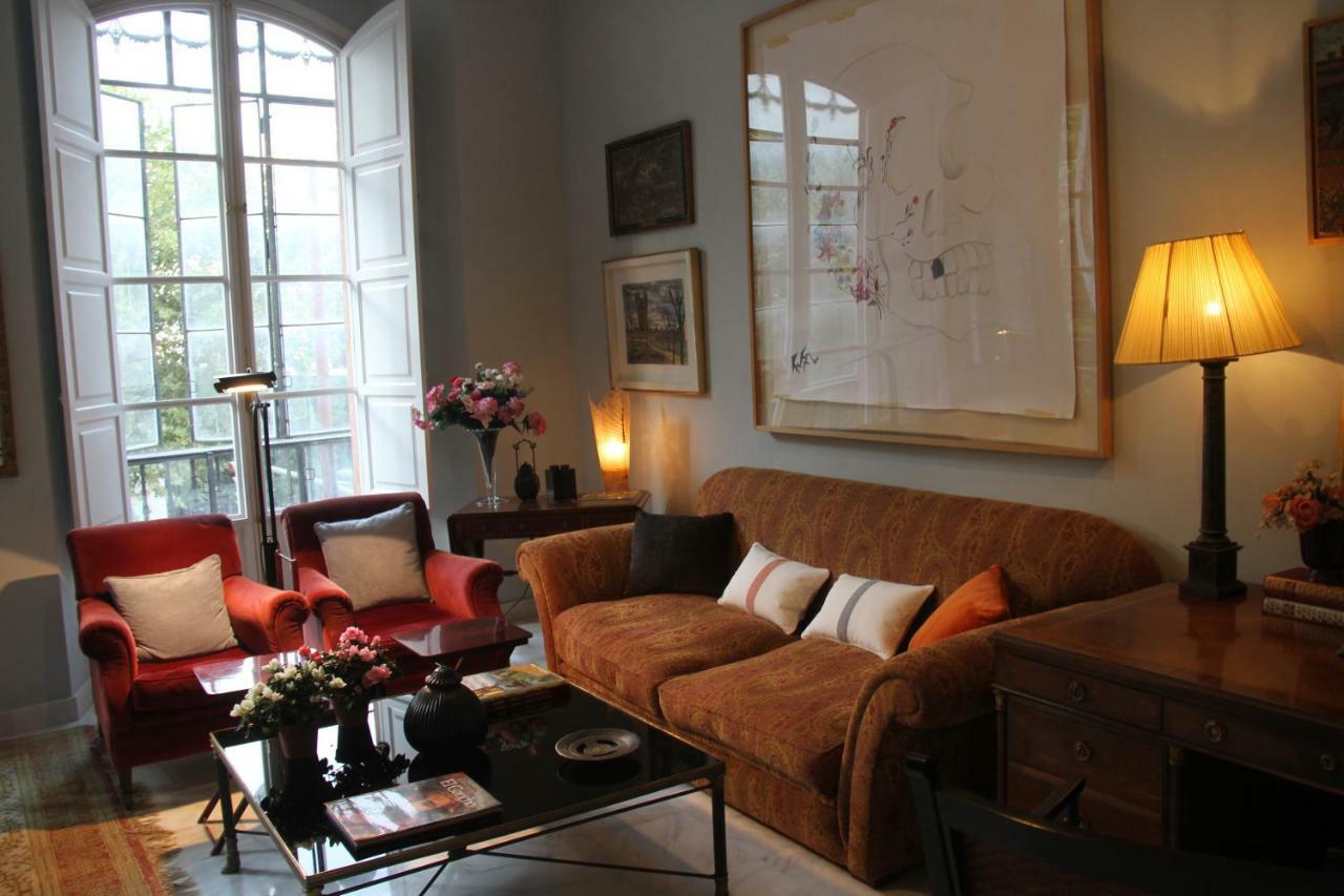 Luxurious 2 Bedroom Flat In A Historic Building Sevilla Exteriör bild